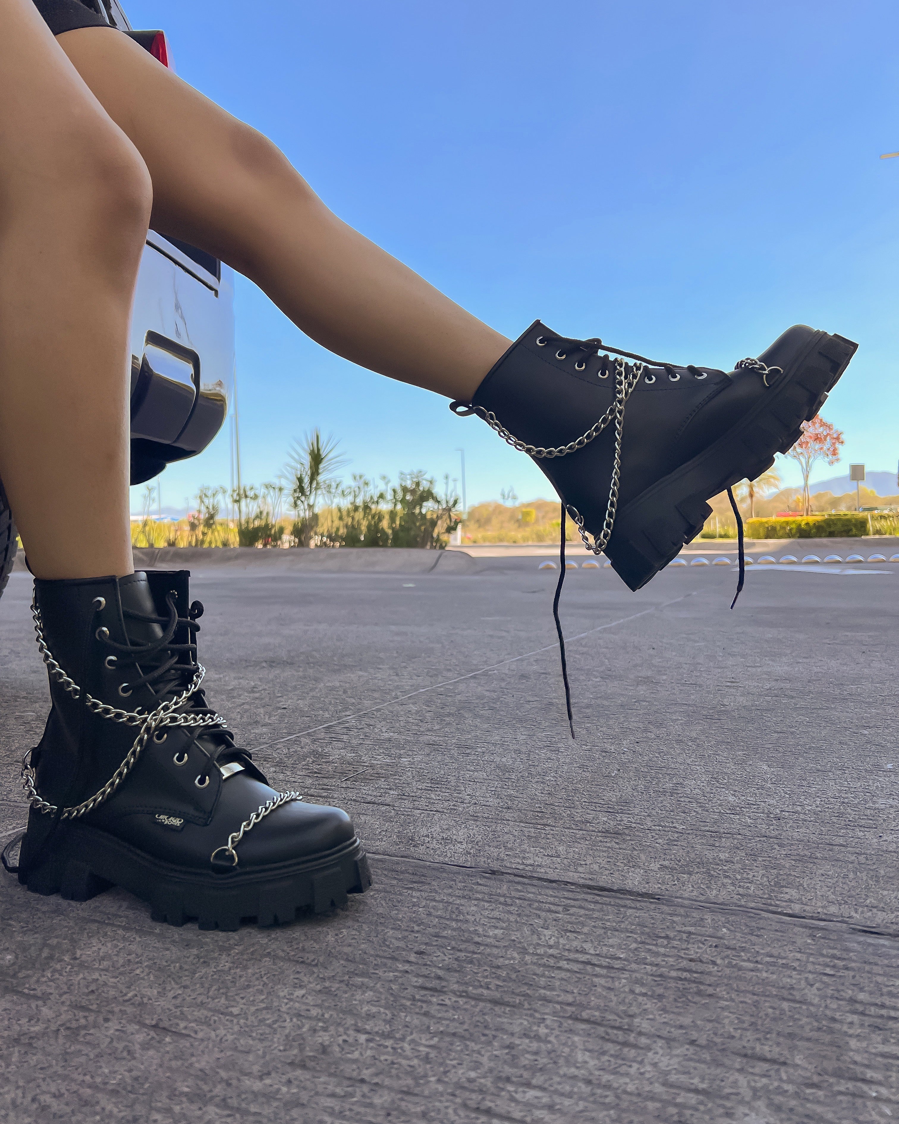Baddie Boots Chicago Boots Botas Calzado Alternativo Mexicano Punk aesthetic Goth